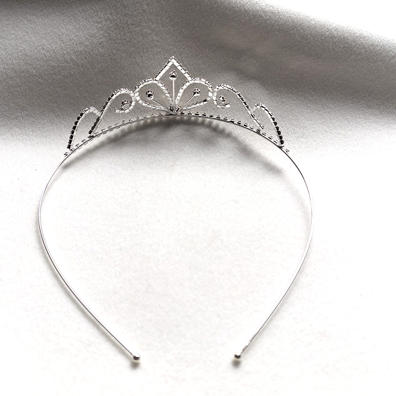 Silver Color Rhinestone Bridal - Event Suppliers ulasan dan harga