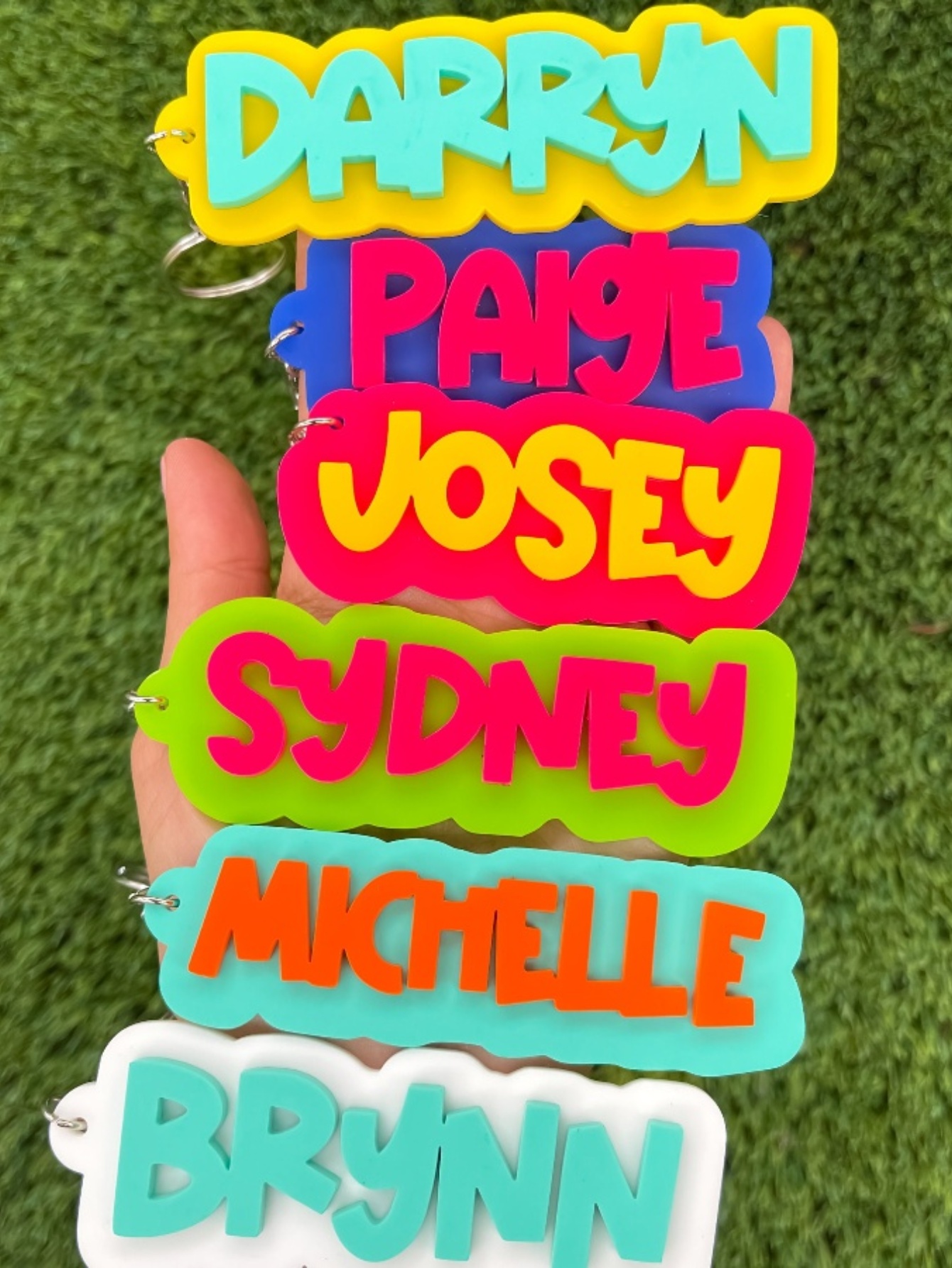 Customized Keyring with Name o - Event Suppliers ulasan dan harga